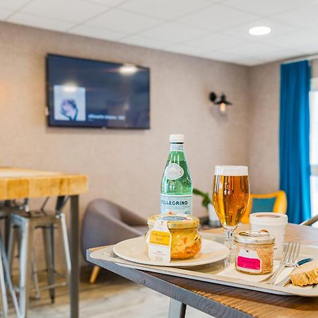 Kyriad Direct Tours Sud - Chambray Les Tours Eksteriør billede