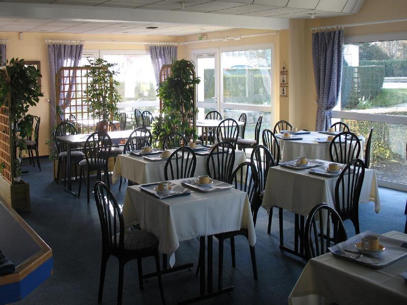 Kyriad Direct Tours Sud - Chambray Les Tours Eksteriør billede