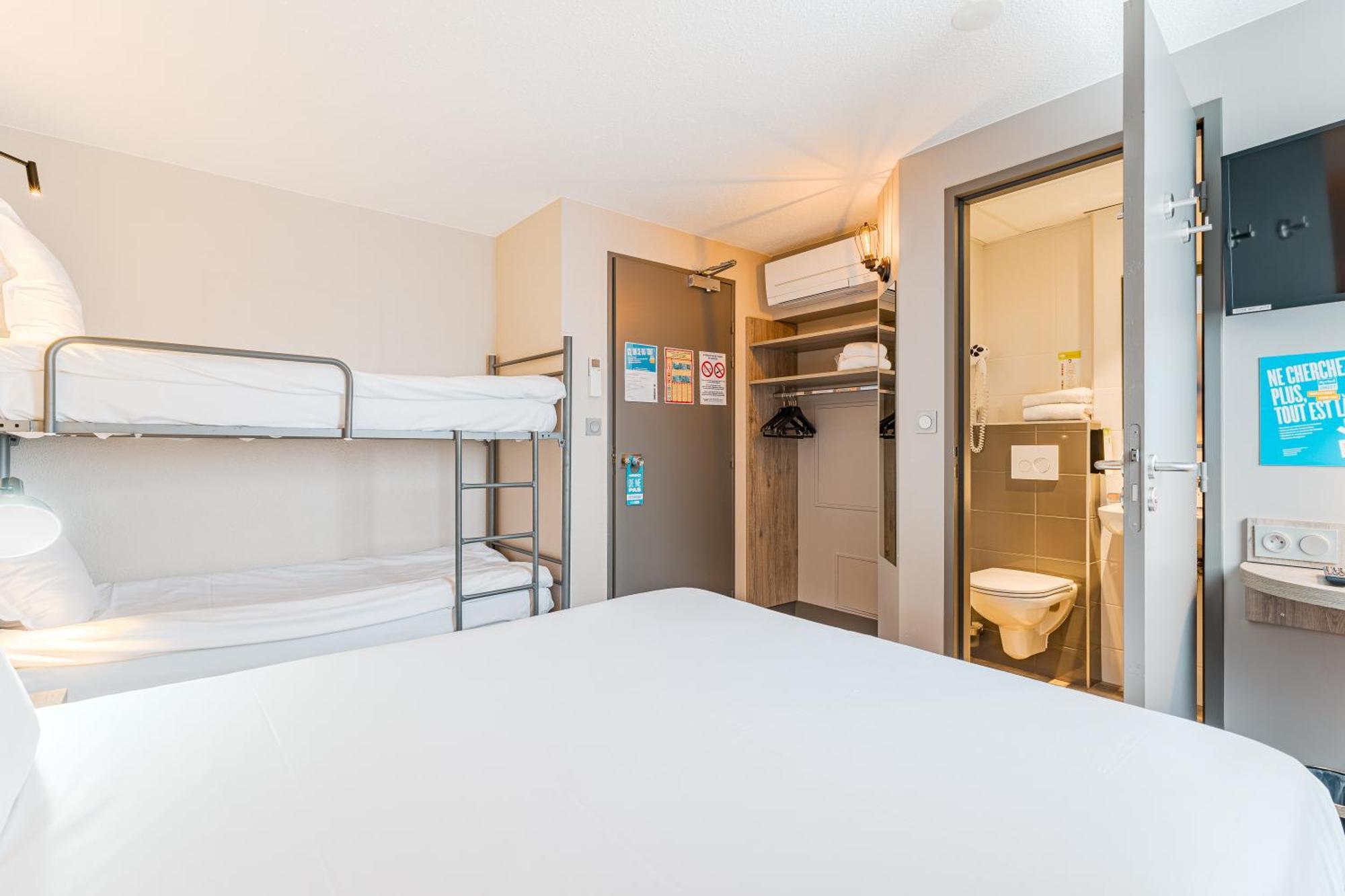 Kyriad Direct Tours Sud - Chambray Les Tours Eksteriør billede