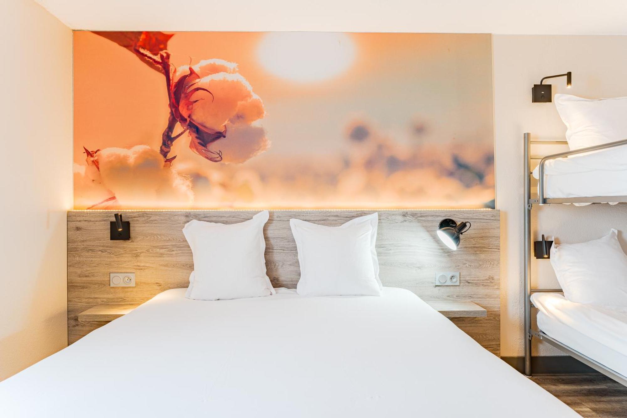 Kyriad Direct Tours Sud - Chambray Les Tours Eksteriør billede